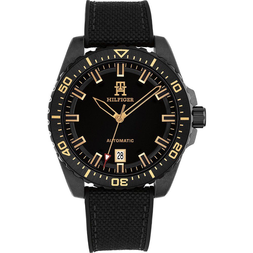 Tommy Hilfiger 1792159 watch for man with a black dial and silicone strap.
