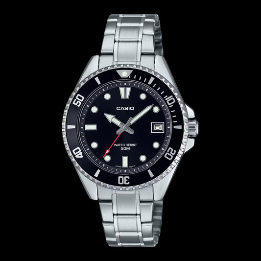 Casio MDV-10D-1A1VDF watch for man with a black dial and stainless steel strap.